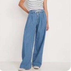 Old Navy Drapey Drawstring Jean